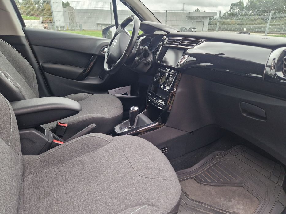 Citroën c3 1.2 Caixa Automática