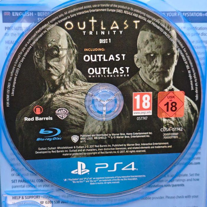 Outlast Trinity PS4 / PS5