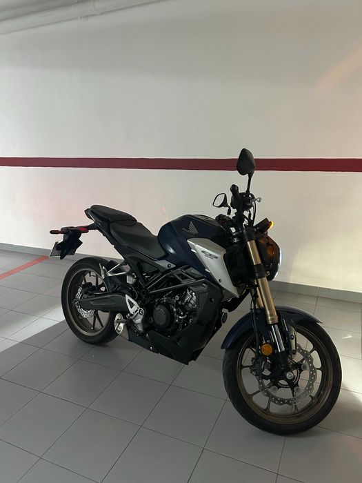 Honda CB125R - 2021