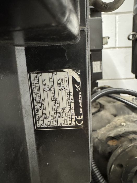 Dwa zestawy pomp obiegowych Grundfos TPD 100-125/133