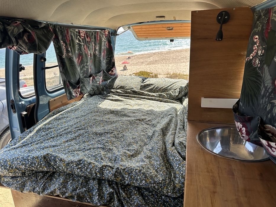 Legalizada - Bedford Seta Campervan