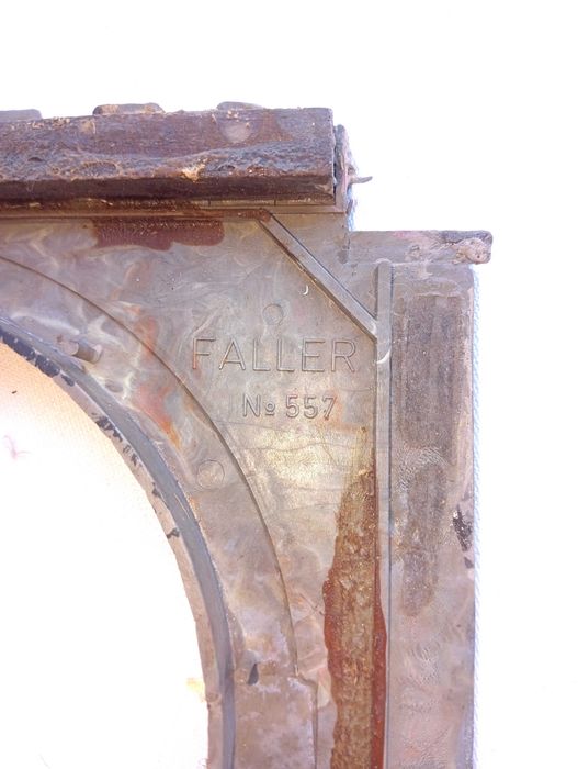 FALLER 557, Portal de túnel de comboio
