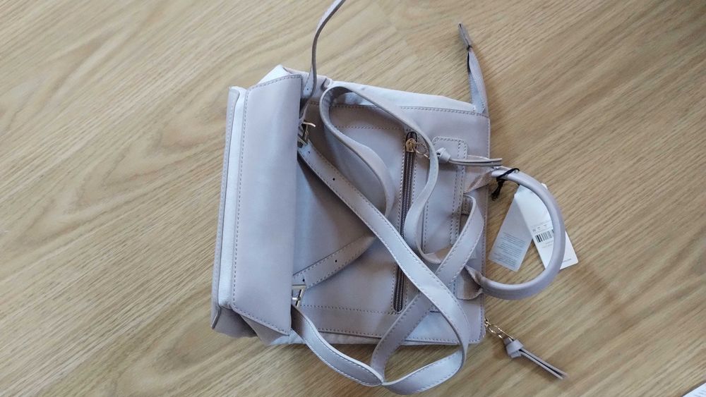 Várias malas Parfois (4) + Surkana (1) (todas) 30 €