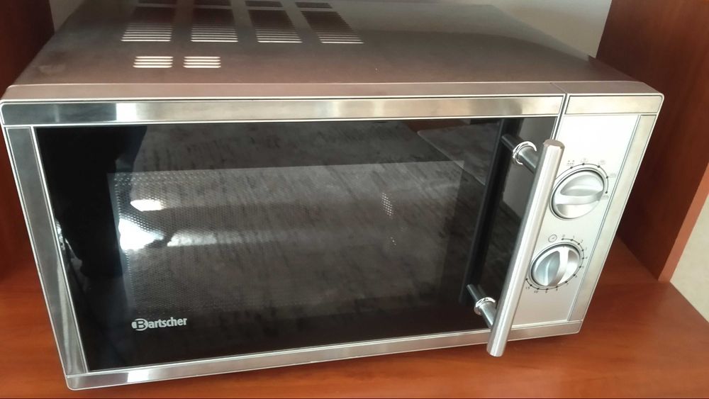 Продається мікрохвильова піч Bartscher 23л