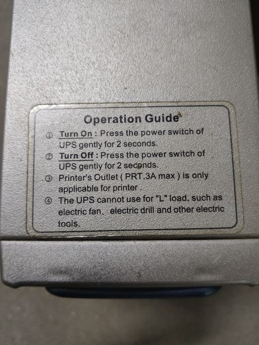 UPS FI Lupis 700 LCD USB 600W do komputera i nie tylko