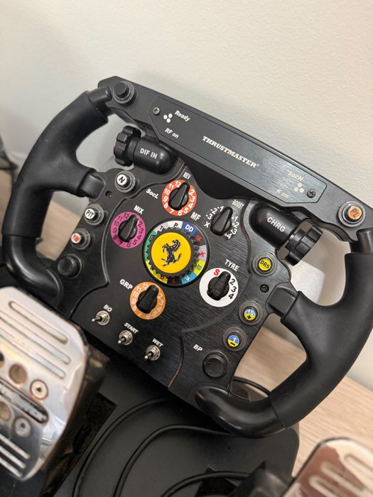Kierownica Thrustmaster T300 RS GT Ferrari i Slide