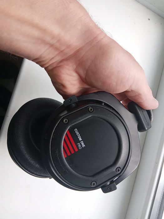 Beyerdynamic Custom One Pro