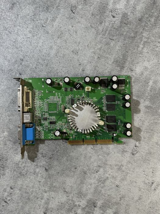 Retro karta graficzna INNO3D 256 MB Nvidia geforce 6200 AGP retropc