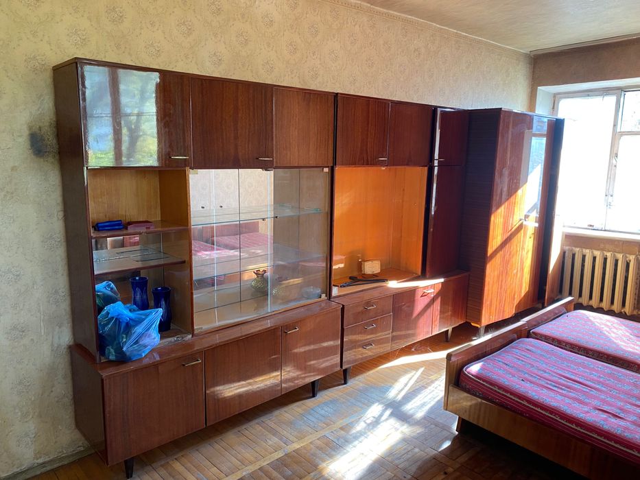 Меблі безкоштовно