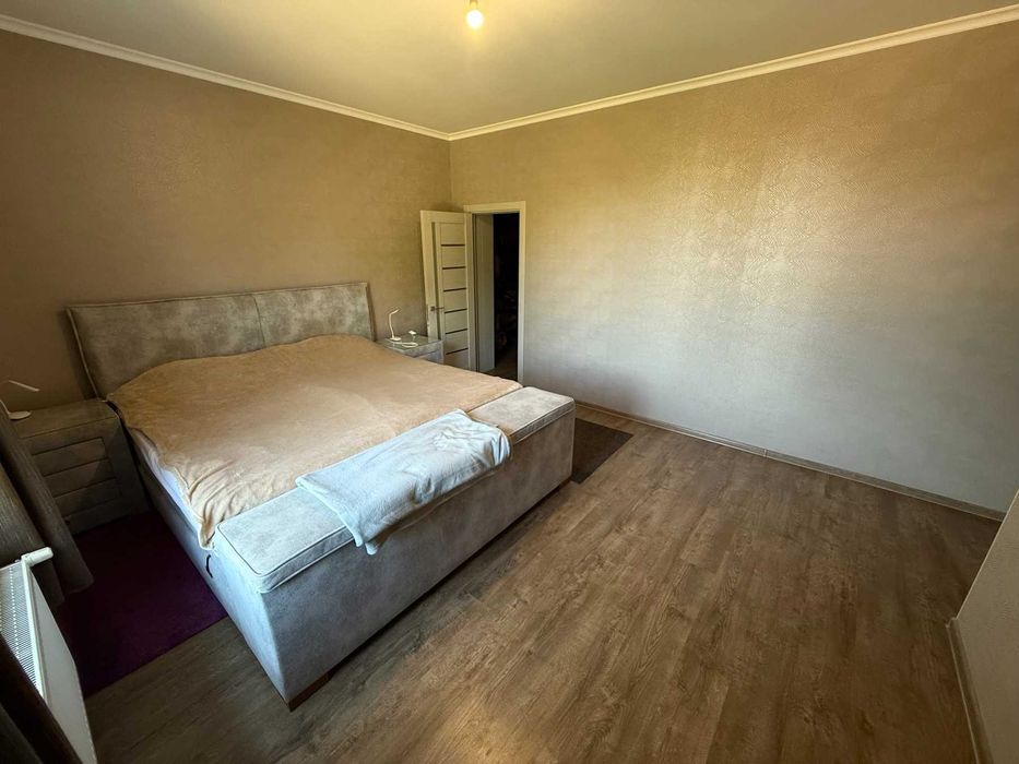 Будинок 203 м2 з євроремонтом. Супер ціна. 25 соток. Сад. Тераса