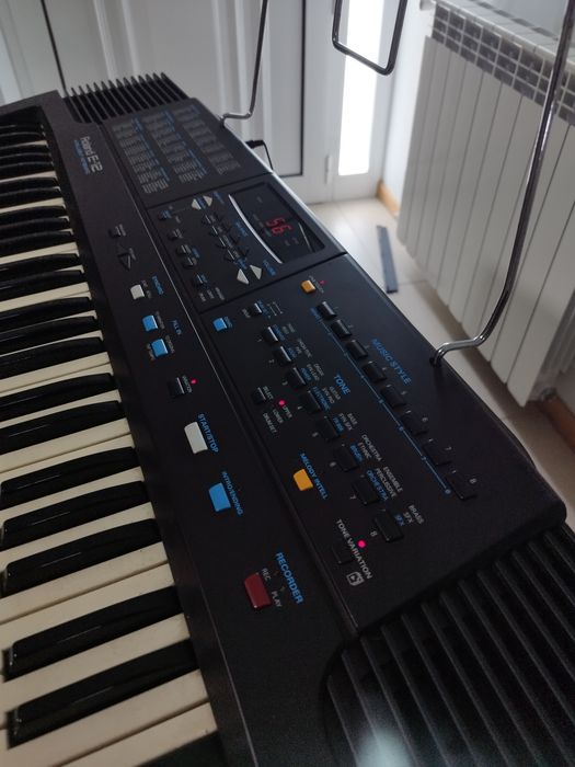 Teclado Roland E-12 Intelligent Keyboard