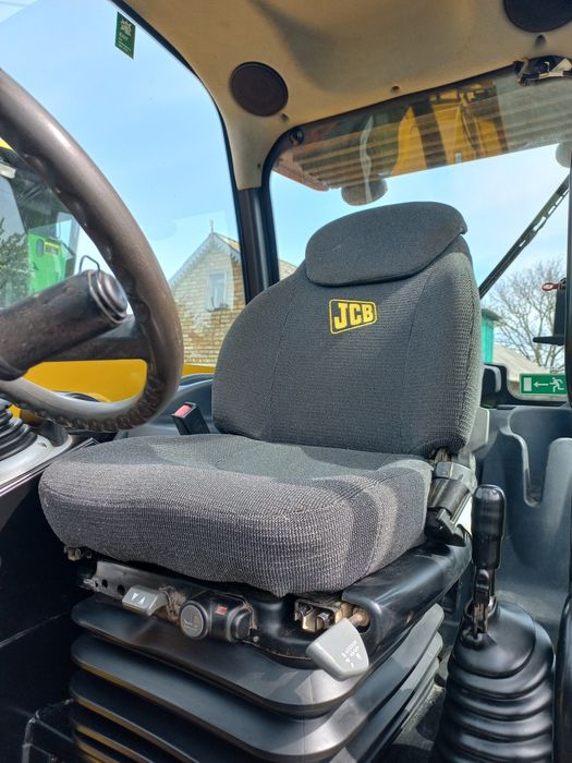 Продам телескопічний навантажувач JCB 531-70 Agri Super