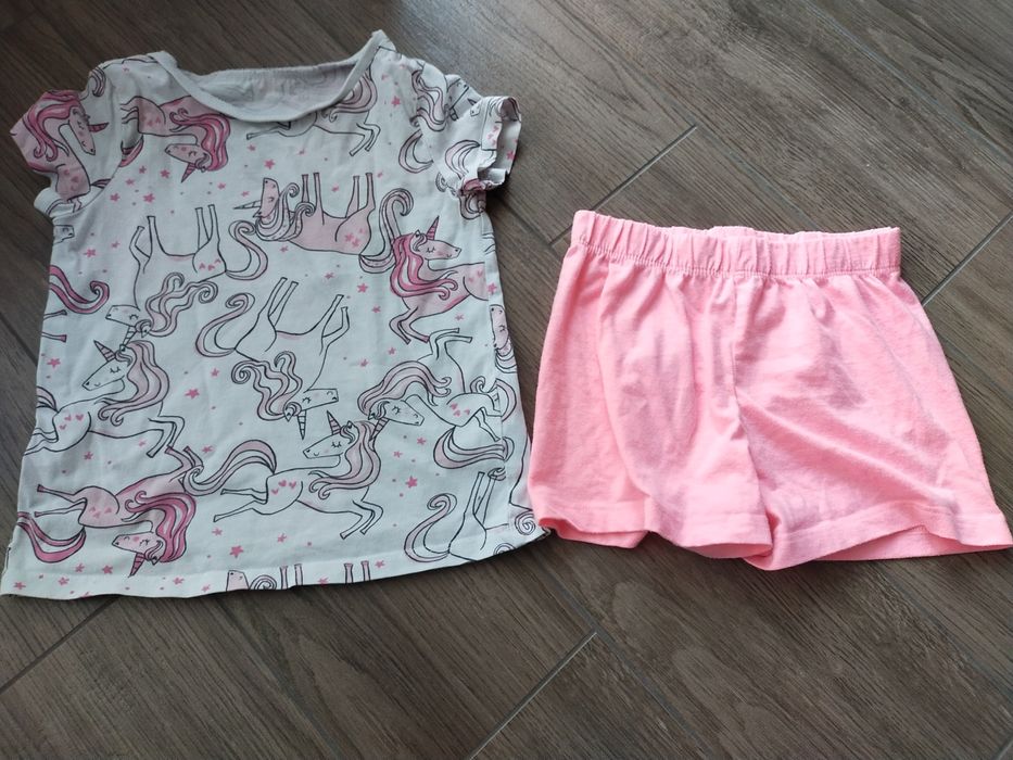 Футболка та  шорти комплектом