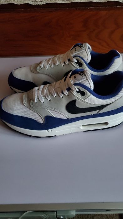 Продам Кросівки NIKE AIR Max Оригінал