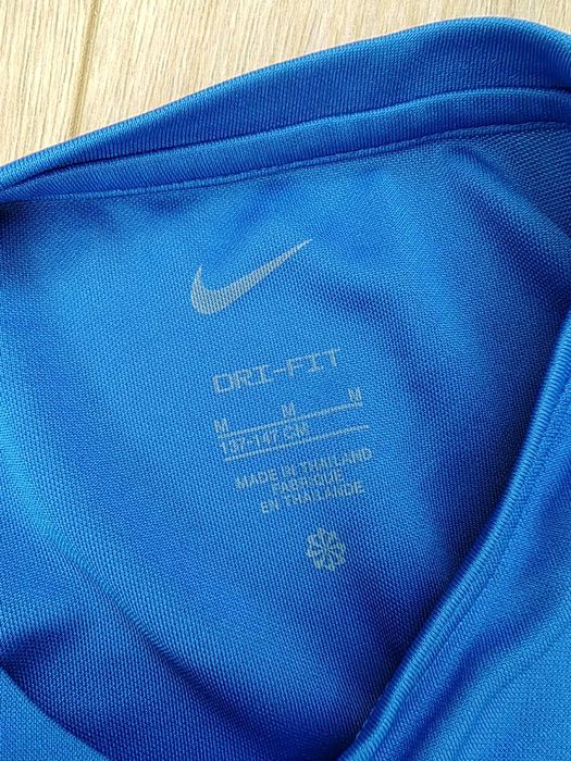 Tshirt sportowy Nike 137/147