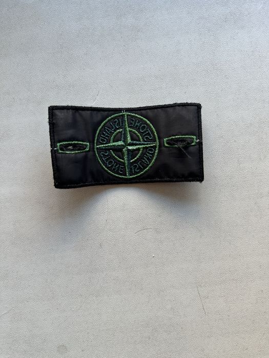 Stone island off dye