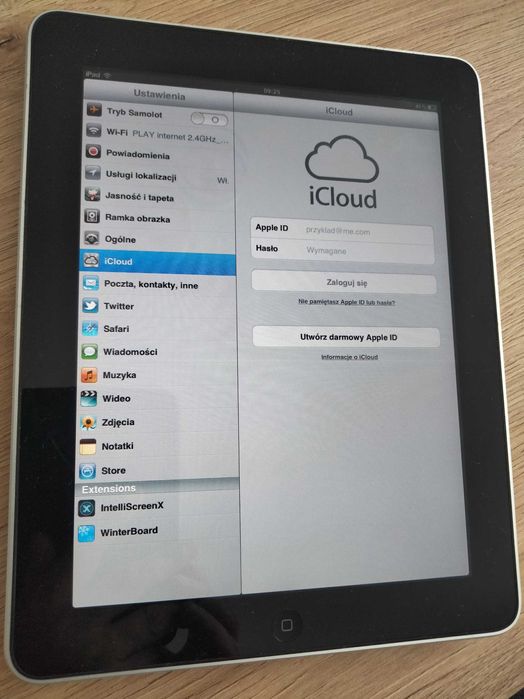 Tablet Apple A1219 9,7" 1 GB / 16 MB srebrny
