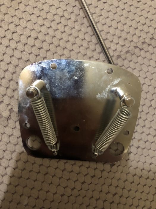 Тремоло Fender mustang (китай)