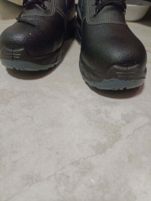 Ботинки фирмы талан.