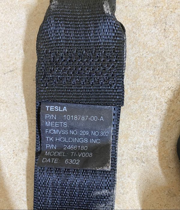 Tesla Model S SR ремінь безпеки