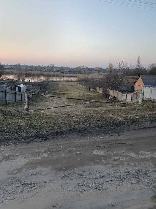 Продам земельну ділянку