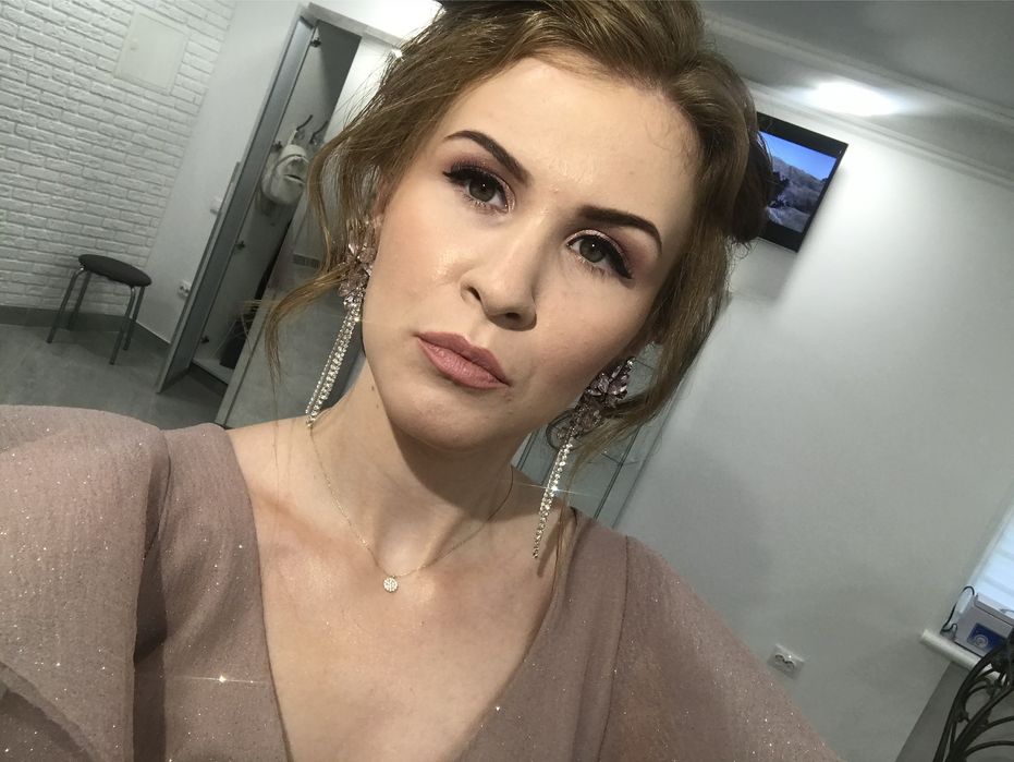 Платье вечернее
