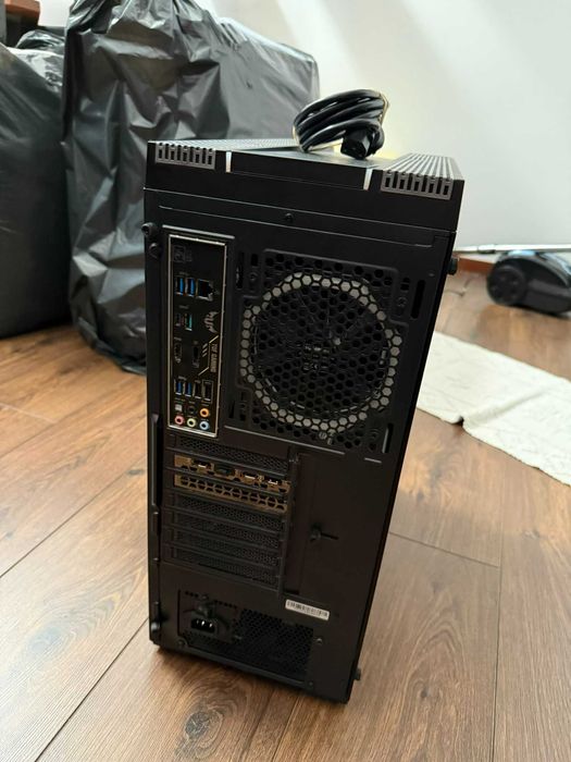 PC Gamer | NVIDIA RTX 2060 6GB | AMD Ryzen 5 3600 | 32GB Ram | 1TB HDD