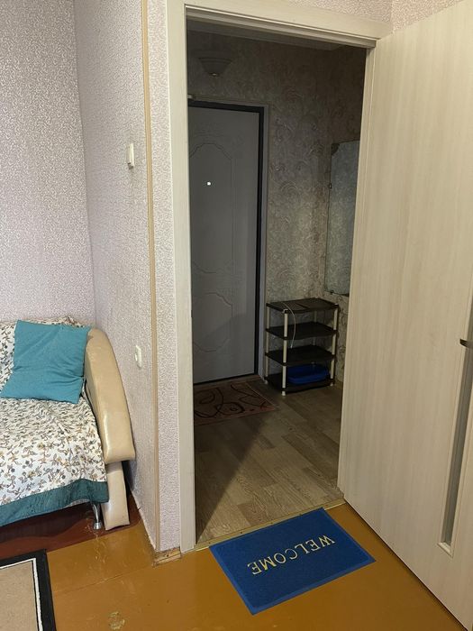 Сдам гостинку в районе большой Таврии, до лета