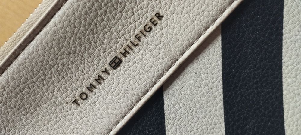 Сумочка Tommy Hilfiger