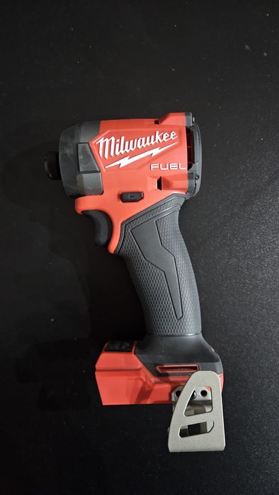 Milwaukee zakrętarka FID3 M18
