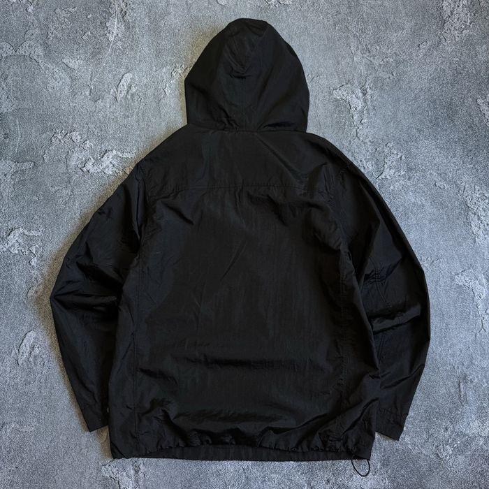 Куртка вітровка cp company authentic чорного кольору чоловіча , stone