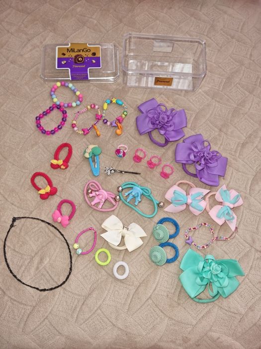 Прикраси для дівчинки