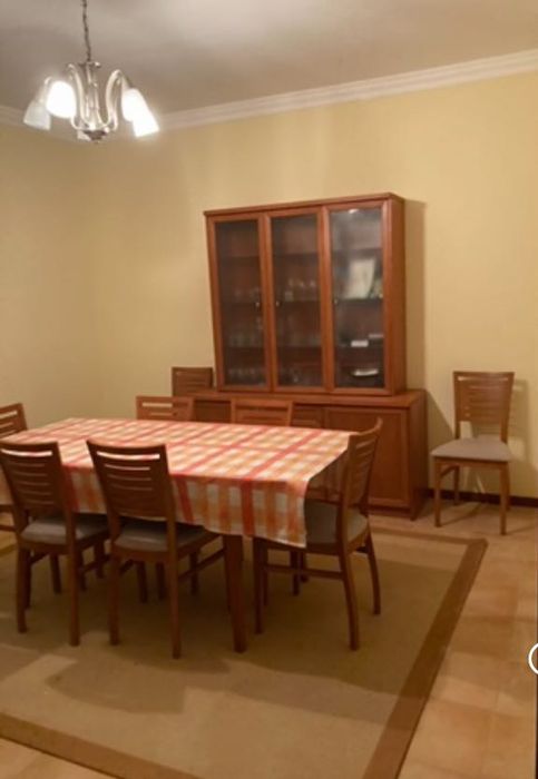 Arrendo vivenda 5 mim a pé Hospital Viana