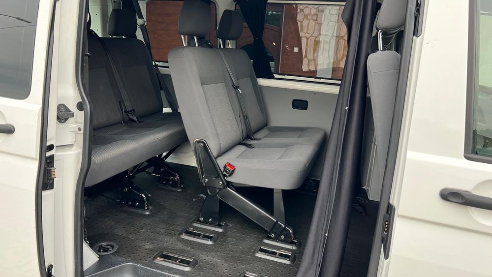 Przewóz osób, transfery 9 osobowy bus