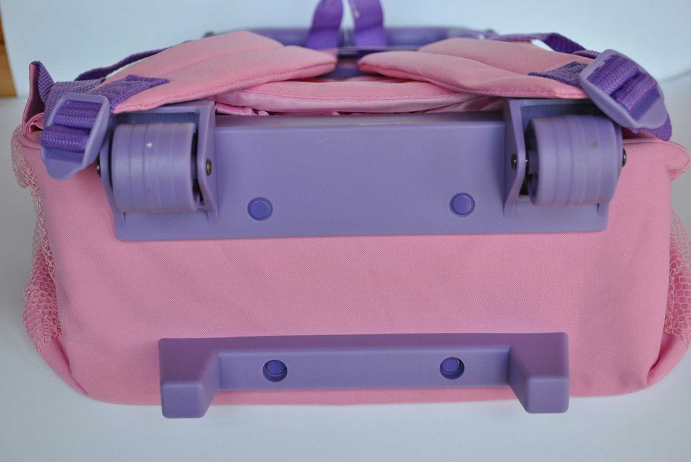 Рюкзак Hello Kitty на колесах