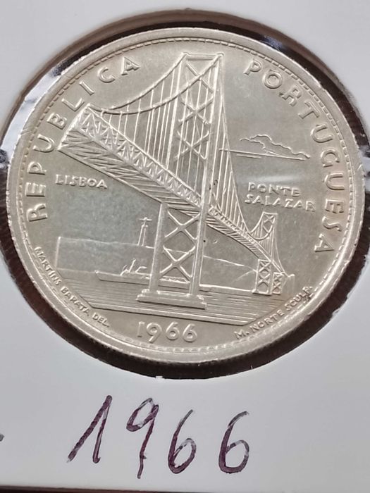 Moeda de 20 escudos de 1966 da Ponte Salazar, de Prata
