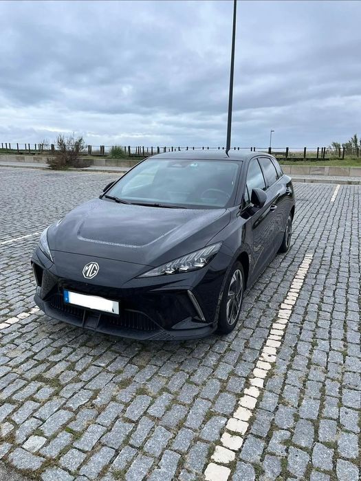 MG MG4 4 Luxury 64 kWh