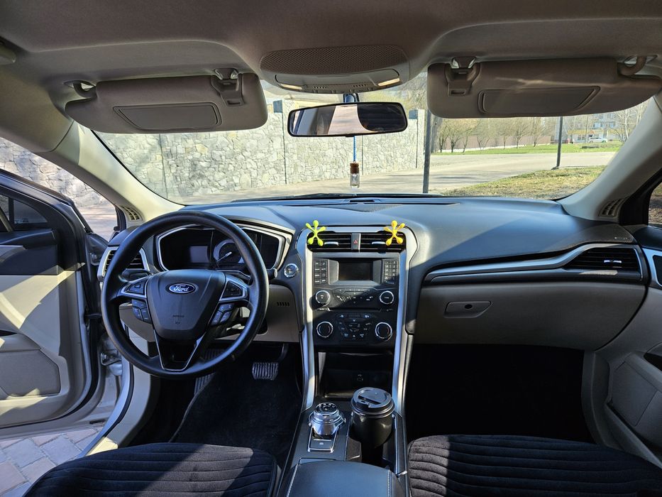 Продам Ford Fusion Hybrid 2016