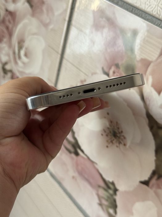 Продам iPhone 13 pro max r-sim 256 GB