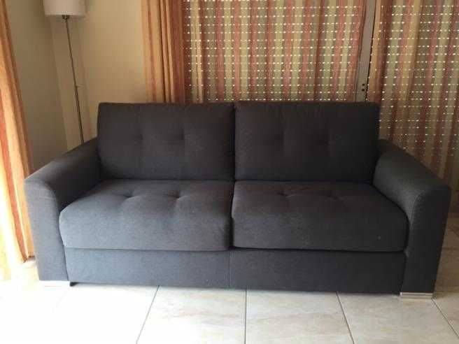 T1 - 5 pessoas,70 metros da praia Piscina e estacionamento. DESDE