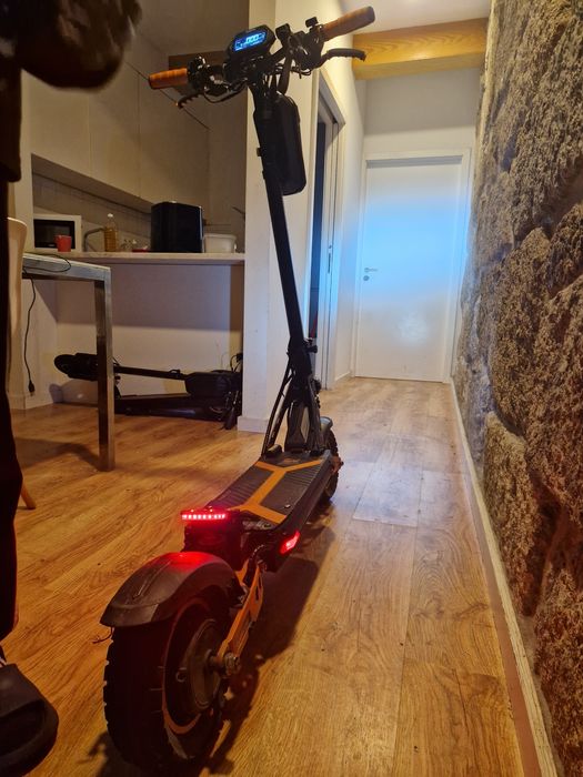 Kukirin g2 max, semi-nova com seguro até ao final do ano