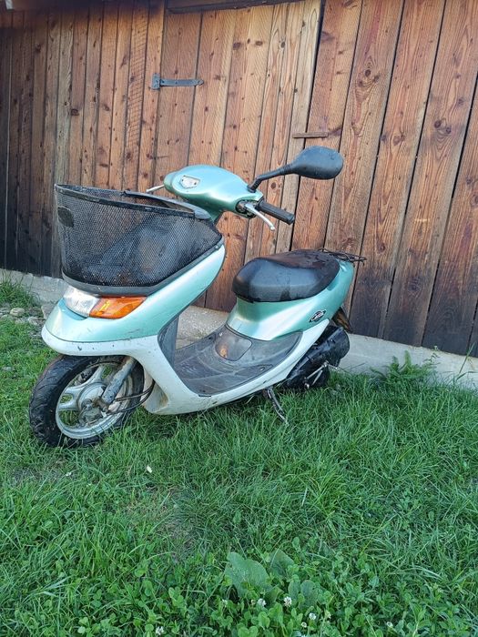 Продам скутер Хонда двох