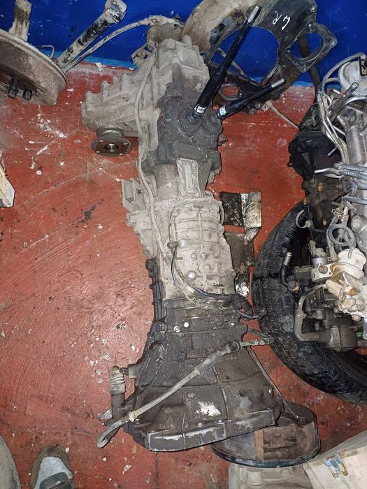 МКПП  Ford RANGER рейнджер Mazda BT 2,5 коробка передач роздатка 98-12