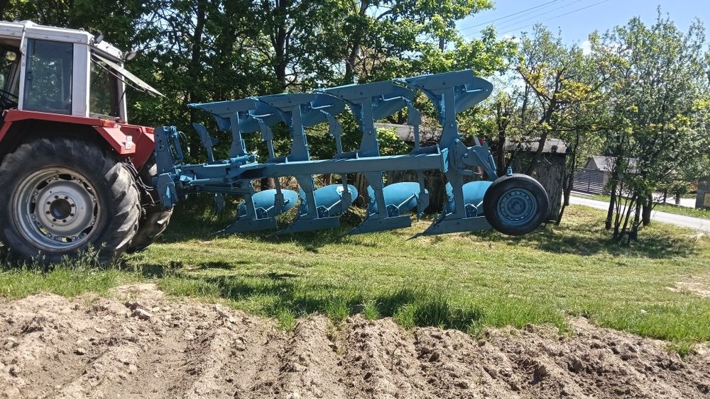Pługi  4 Skibowe obrotowe odświeżone!!