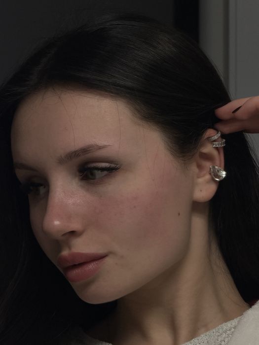 Продам каф 1700 грн стан ідеальний відомий бренд з пакуванням