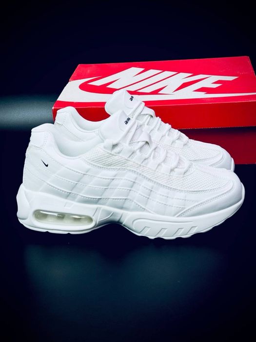 Кожаные кросовки белые мужские Nike 95 колекция Найк 2026!! Nike air max 95 ! Мужские осенние кросовки найк ! Белые найки Топ качество
