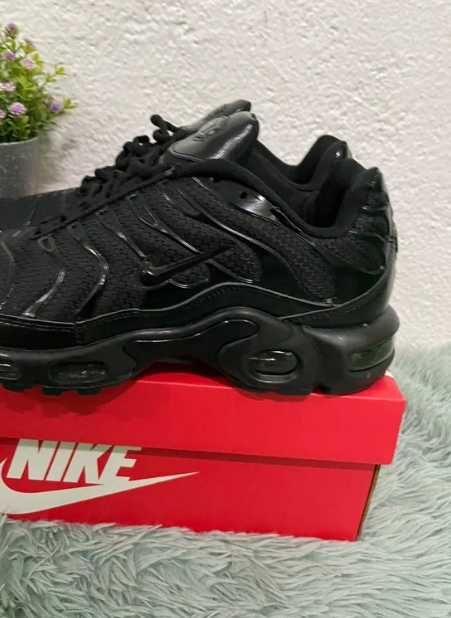 Nike_Air_Max_TN_Plus_Black Rozmiar  38