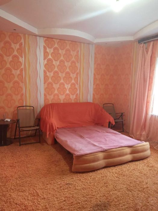 Оренда 2-кімн. частина будинку р-н Богунії Беруть всіх, Місце для авто