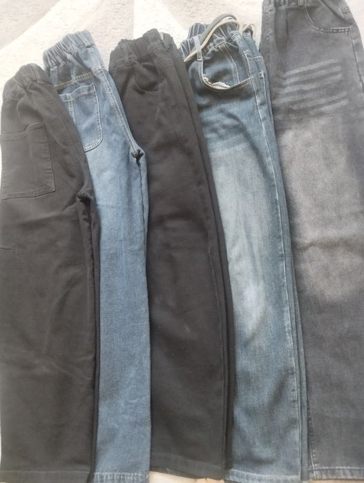 Підліткові джинси
