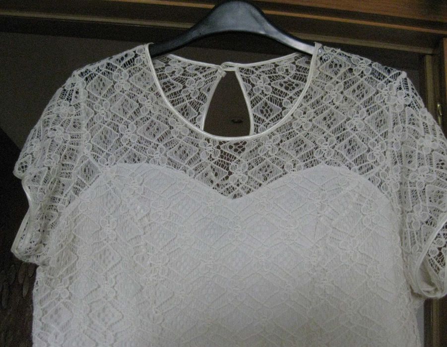 Blusa de Renda Elegante Cor Pérola XL